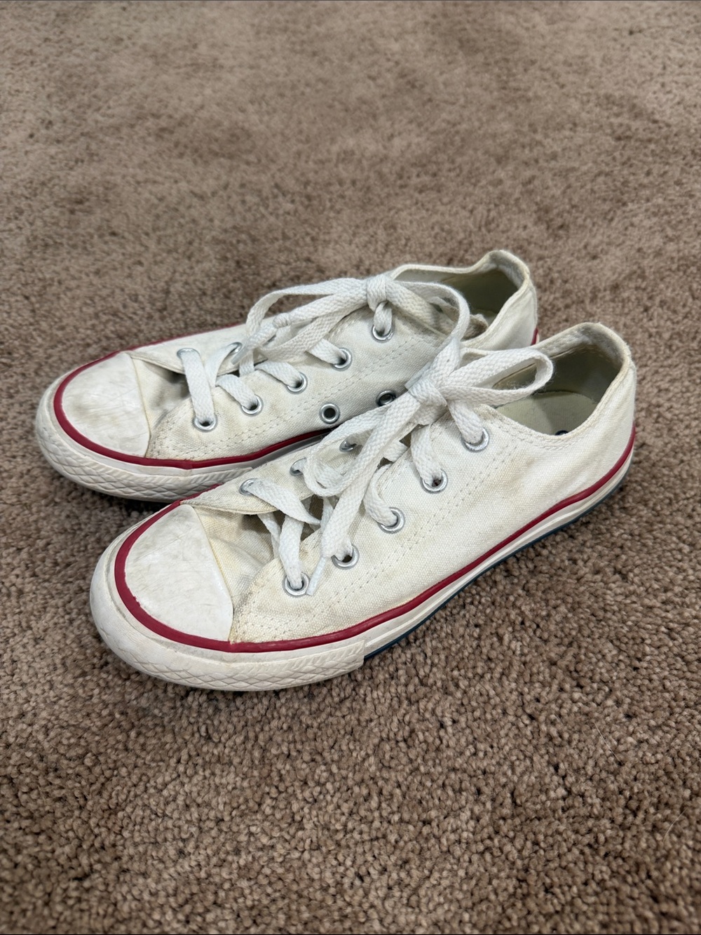 Converse Kids Low-Top Canvas Sneakers in White with Red Trim